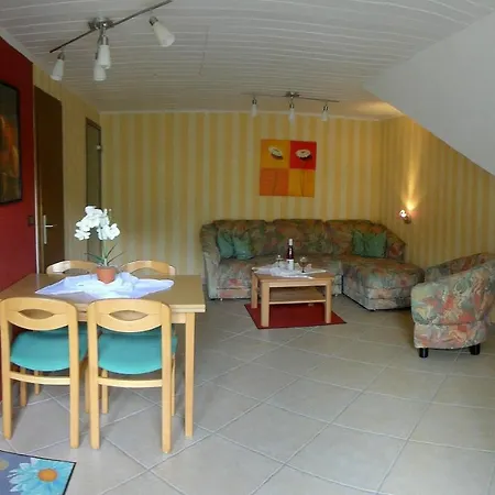 Gaestehaus Bleser Apartment Ernst Exterior photo